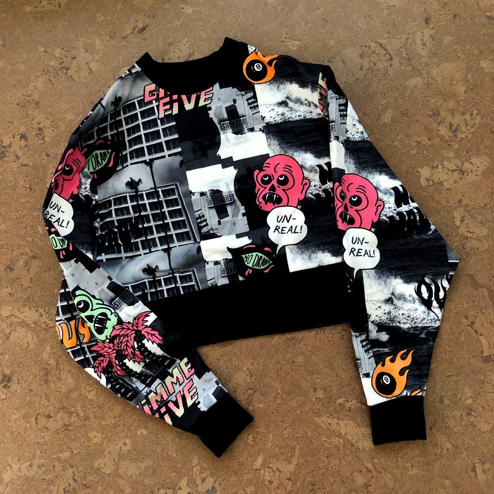 Graffiti-Art Graphic Sweatshirt